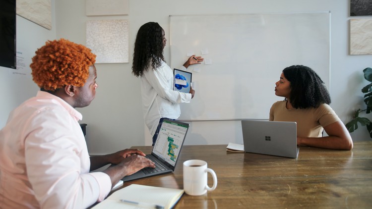 IT Fundamentals & Computer Networking Course with Comptia A+ ude1285