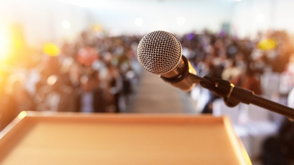 Public Speaking and Effective Communication Training ude9984