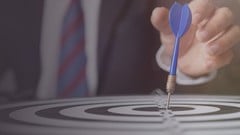 Strong Steps to Grow Yourself to a Happier Future ude_2025912801