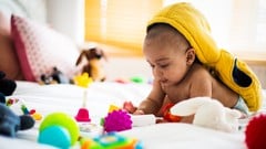 Product: How To Start A Product-Based Business ude_2025913238