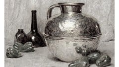 Painting a Black & White Master Copy ude_2025913243