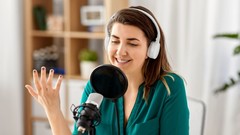 The Beginner's Guide to Podcasting ude_2025913756