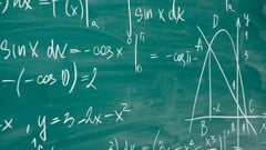 Linear Circuits 1 - 24 - Differential Equations ude_2025913864