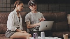 How To Make A Professional Website With WordPress 2020 ude_2025913915